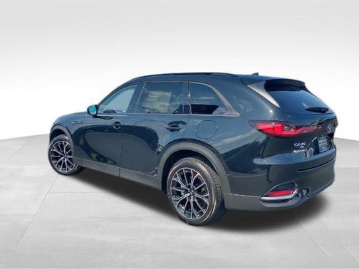 2025 Mazda CX-70 Premium Plus