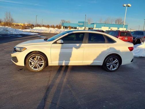 2024 Volkswagen Jetta 1.5T SE