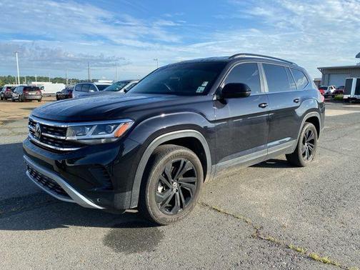 2022 Volkswagen Atlas 2.0T SE w/Technology