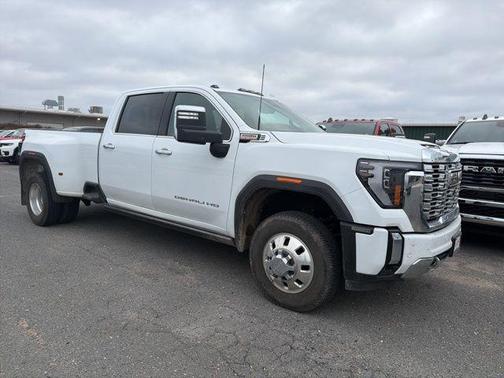 2024 GMC Sierra 3500 Denali