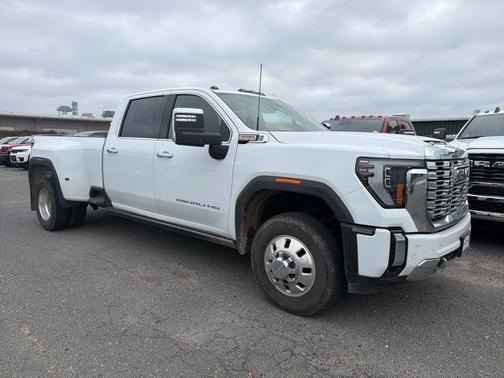 2024 GMC Sierra 3500 Denali