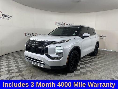 2022 Mitsubishi Outlander SE