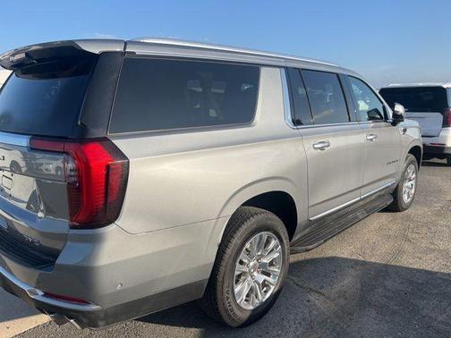 Sterling 2025 GMC Yukon XL Denali