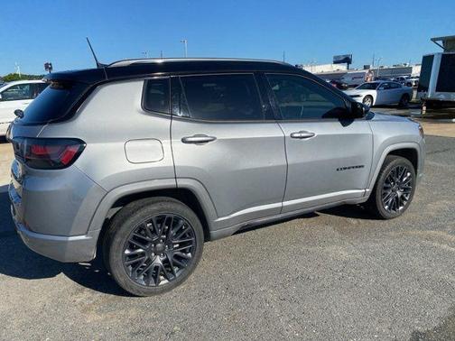 2023 Jeep Compass Altitude