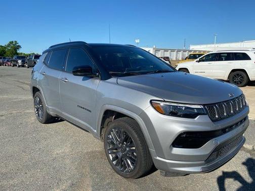 2023 Jeep Compass Altitude