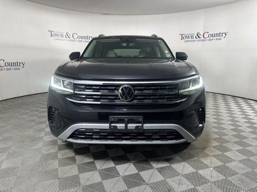 2023 Volkswagen Atlas 3.6L SE w/Technology