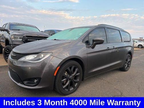 2020 Chrysler Pacifica Touring-L Plus