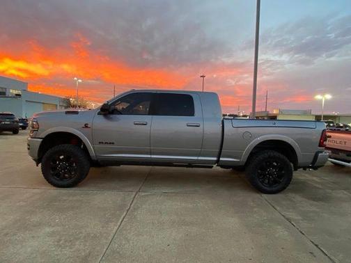 Billet Silver Metallic Clearcoat 2022 RAM 2500 Laramie