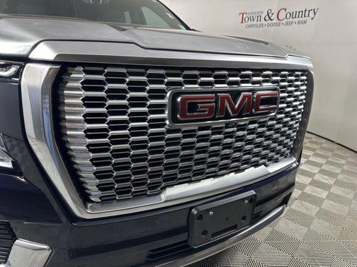Midnight Blue Metallic 2023 GMC Yukon XL Denali