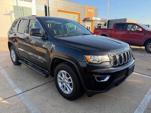 2018 Jeep Grand Cherokee Laredo E