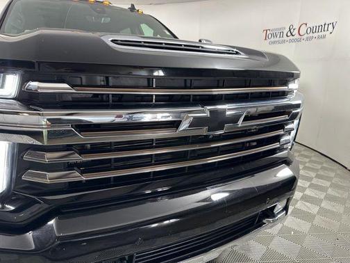 2021 Chevrolet Silverado 3500 High Country