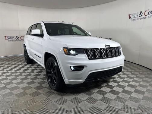 2020 Jeep Grand Cherokee Altitude