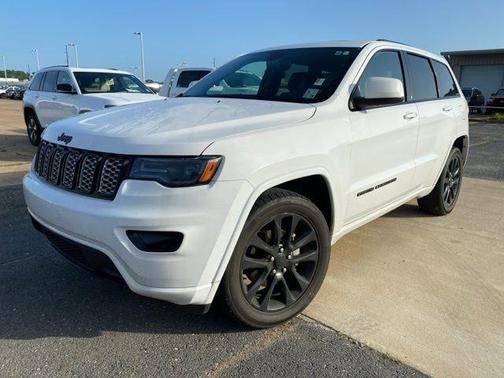 2020 Jeep Grand Cherokee Altitude