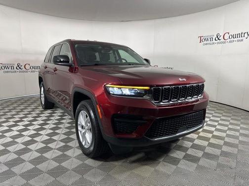 2023 Jeep Grand Cherokee Laredo