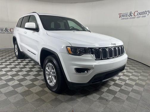 2020 Jeep Grand Cherokee Laredo E