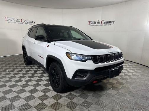 2023 Jeep Compass Trailhawk