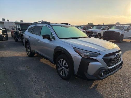Ice Silver Metallic 2024 Subaru Outback Premium
