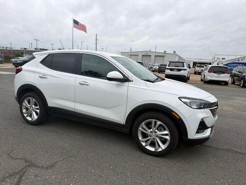 Summit White 2021 Buick Encore GX Preferred