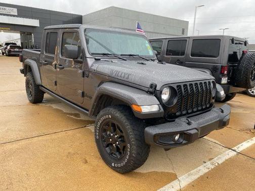 2022 Jeep Gladiator Sport