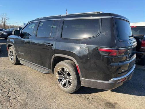 2022 Jeep Wagoneer Series III