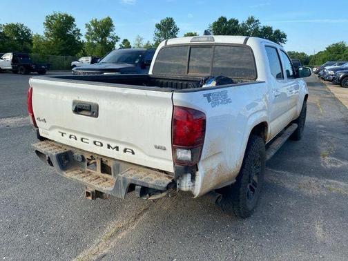 2022 Toyota Tacoma SR