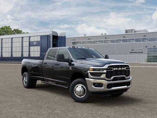 Diamond Black 2026 RAM 3500 Tradesman