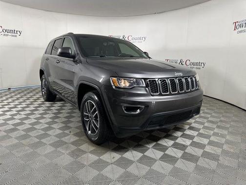 2020 Jeep Grand Cherokee Laredo E