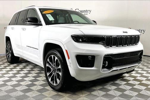 2022 Jeep Grand Cherokee Overland