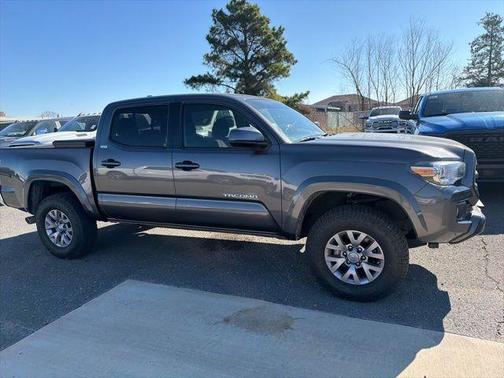 2017 Toyota Tacoma SR5