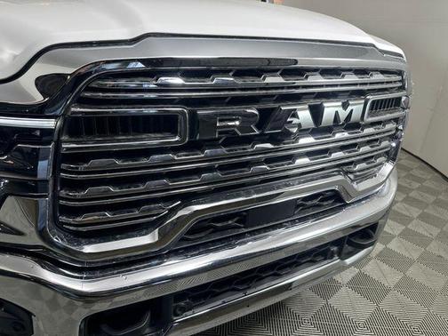 2025 RAM 3500 Limited