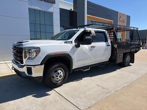 2023 GMC Sierra 3500 Pro