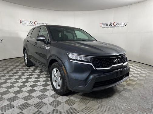 2023 Kia Sorento LX