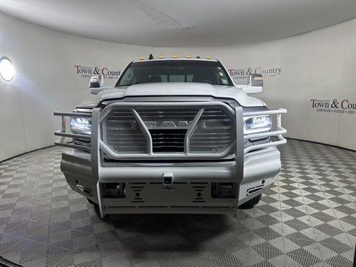 2024 RAM 3500 Laramie