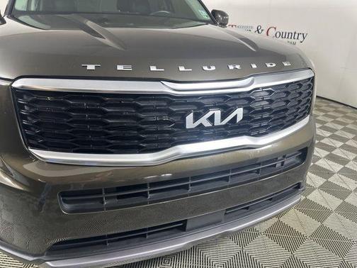 Moss Green 2022 Kia Telluride EX