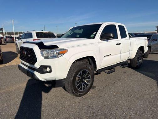 2020 Toyota Tacoma SR