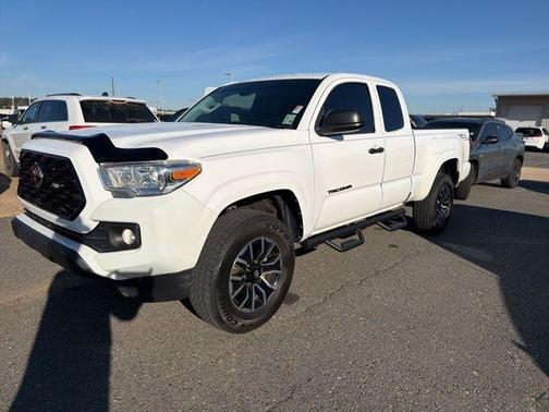 2020 Toyota Tacoma SR
