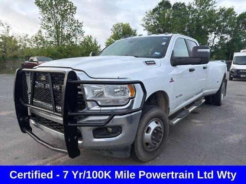 Bright White Clearcoat 2024 RAM 3500 Big Horn