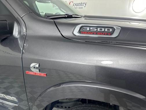 2025 RAM 3500 Limited