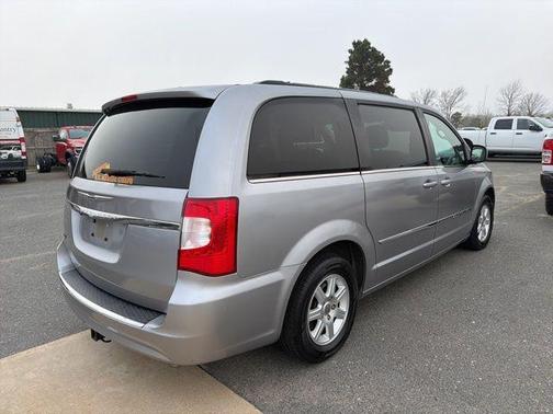 2013 Chrysler Town & Country Touring