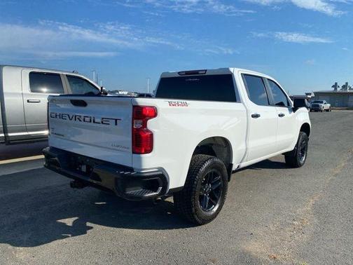 2022 Chevrolet Silverado 1500 Custom Trail Boss