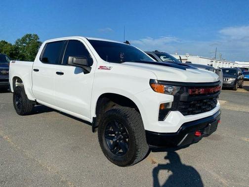 2022 Chevrolet Silverado 1500 Custom Trail Boss