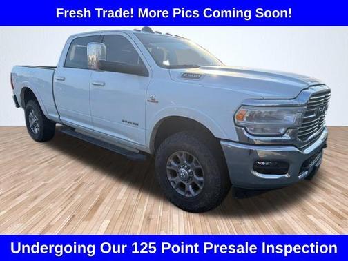 Bright White Clearcoat 2022 RAM 2500 Laramie