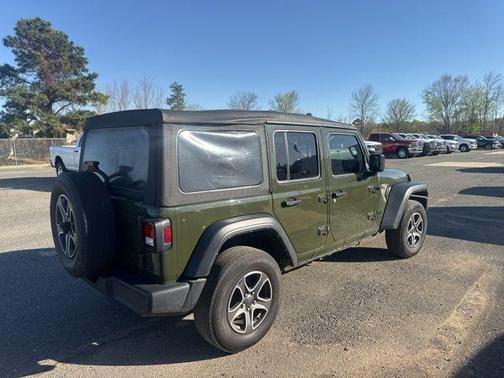 2022 Jeep Wrangler Unlimited Sport