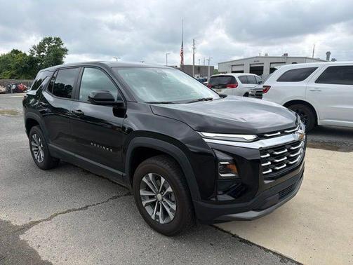 Black Metallic 2026 Chevrolet Equinox LT