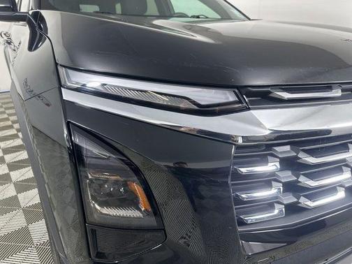 Black Metallic 2026 Chevrolet Equinox LT