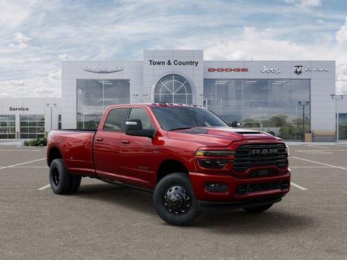 Molten Red Pearlcoat 2026 RAM 3500 Laramie