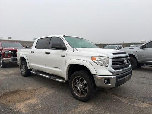 2015 Toyota Tundra SR5