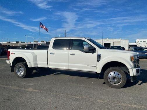 2022 Ford F-450 Platinum