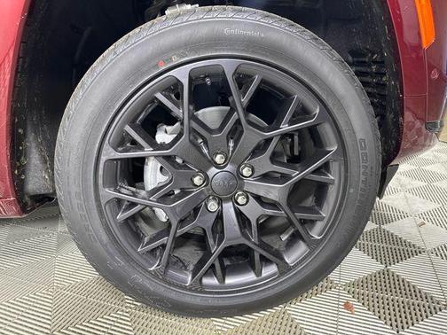 2025 Jeep Grand Cherokee L Summit