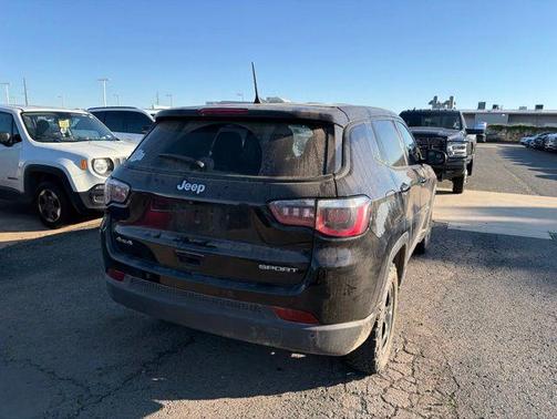 Diamond Black 2018 Jeep Compass Sport